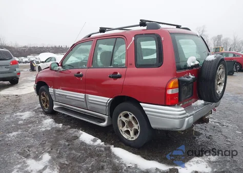 2001 Chevrolet Tracker Hard Top Lt from USA, damaged, VIN 2CNBJ634716914158